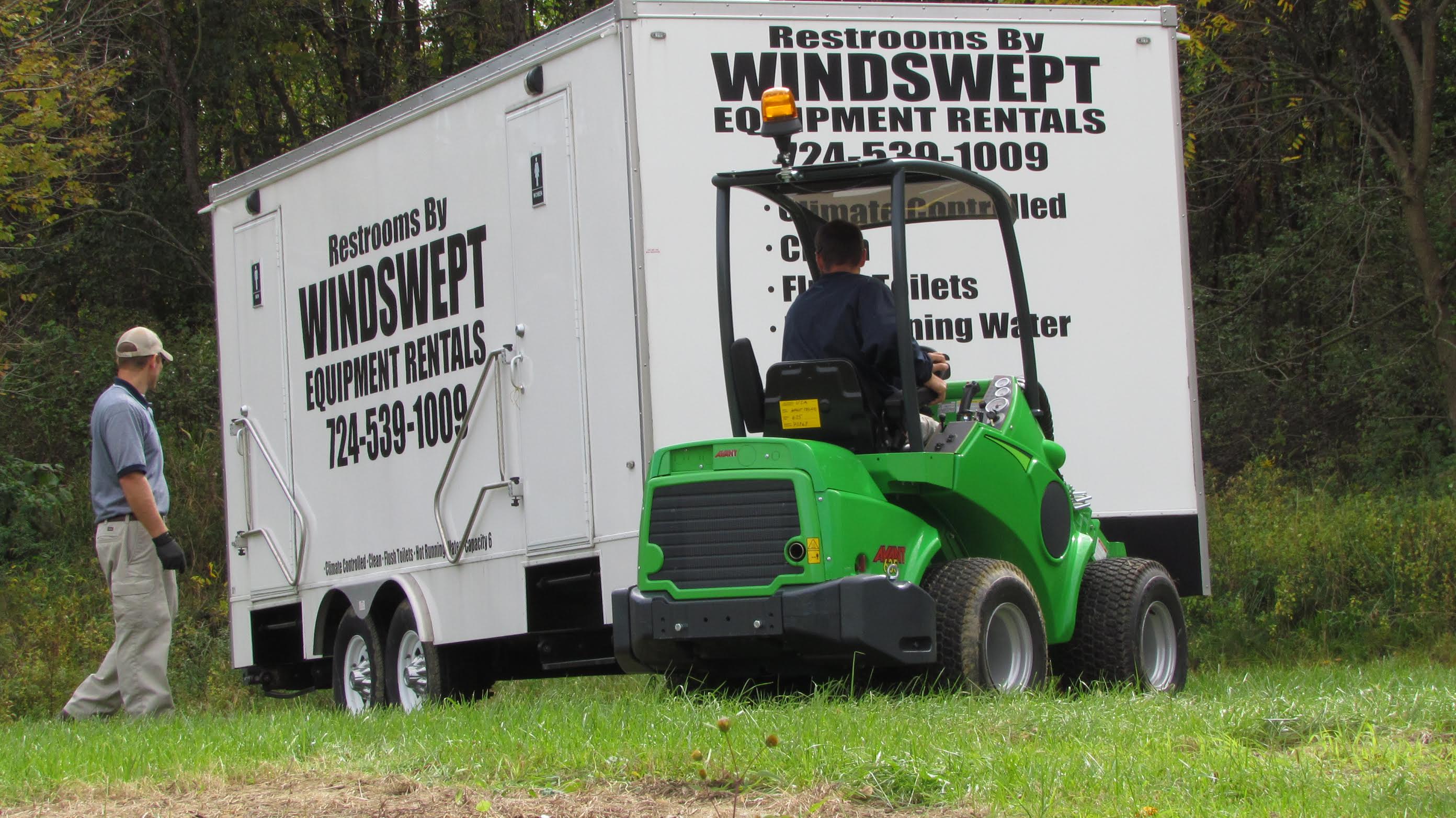 Windswept moving sanitation unit with OX Hitch